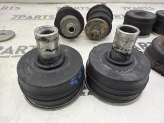 Подушка кабины TOYOTA LITE ACE TRUCK KM70 7KE 5 ракурс Подушка кабины TOYOTA LITE ACE TRUCK KM70 7KE 5 ракурс