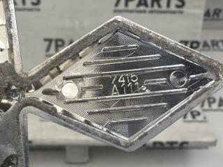 Эмблема MITSUBISHI GALANT FORTIS CY3A 4B10 7415A111 5 ракурс