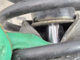 Стойка левая передняя MITSUBISHI TOPPO BJ H42A 3G83 4 ракурс