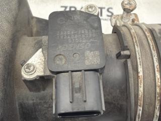 Корпус воздушного фильтра TOYOTA ISIS ZGM10 2ZR-FAE 17700-37270 2 ракурс