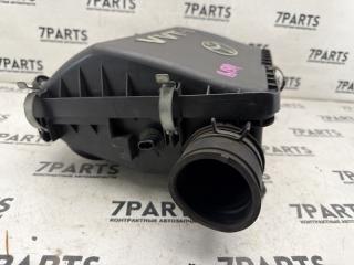 Корпус воздушного фильтра TOYOTA BB QNC21 3SZVE 17700-B1030 5 ракурс