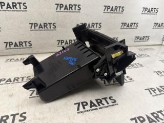Бардачок TOYOTA PREMIO ZRT260 2ZRFAE 3 ракурс