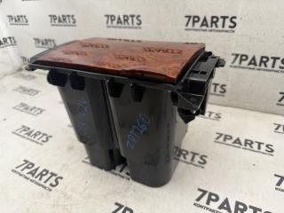 Подстаканник TOYOTA PREMIO ZRT260 2ZRFAE 3 ракурс