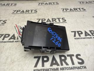 Блок управления TOYOTA PREMIO ZRT260 2ZRFAE 89100-20010 1 ракурс
