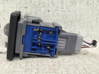 Кнопка TOYOTA PREMIO ZRT260 2ZRFAE 3 ракурс
