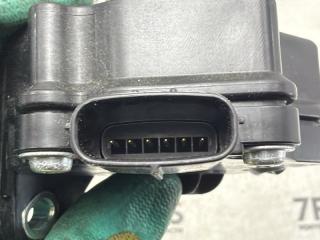 Педаль подачи топлива TOYOTA PREMIO ZRT260 2ZRFAE 78110-12121 5 ракурс