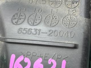Брызговик правый TOYOTA PREMIO ZRT260 2ZRFAE 65631-20040 4 ракурс