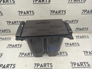 Подстаканник TOYOTA PREMIO ZRT260 2ZRFAE 1 ракурс