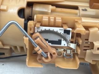 Бензонасос TOYOTA BB QNC21 3SZVE 23210-B1010 2 ракурс