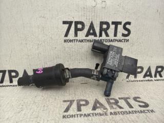 Вакуумный клапан TOYOTA VISTA ZZV50 1ZZFE 25860-22060 1 ракурс
