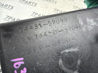 Подставка под аккумулятор TOYOTA VITZ SCP13 2SZFE 4 ракурс