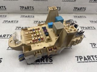 Блок предохранителей TOYOTA VITZ SCP13 2SZFE 3 ракурс