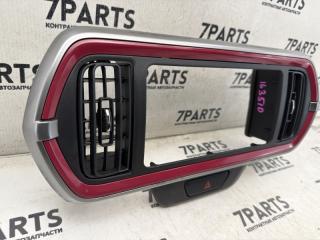 Консоль магнитофона DAIHATSU BOON M700S 1KRFE 2 ракурс