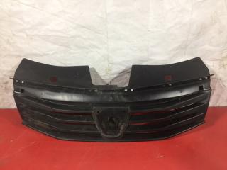 Запчасть решетка радиатора Dacia Sandero