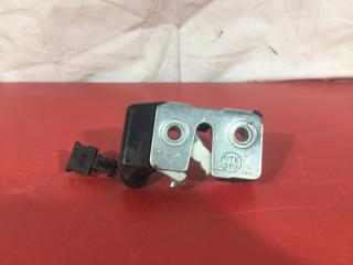 Запчасть замок багажника задний Лада Калина