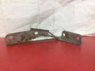 Запчасть петля капота правая Лада Калина