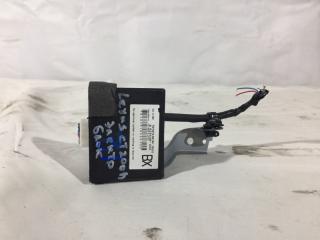 Запчасть блок иммобилайзера Lexus CT200H