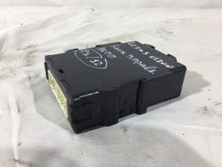 Блок управления АКПП CT200H 1