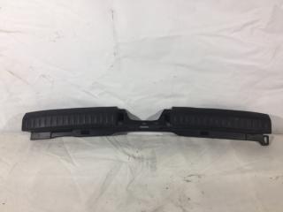 Накладка замка багажника задняя Lexus CT200H контрактная Накладка замка багажника задняя Lexus CT200H