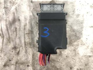 Запчасть блок предохранителей Opel Astra