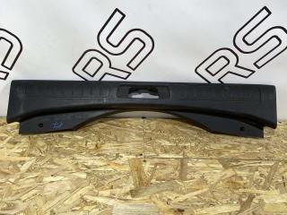 Накладка замка багажника Land Rover Range Rover Evoque контрактная Накладка замка багажника Land Rover Range Rover Evoque