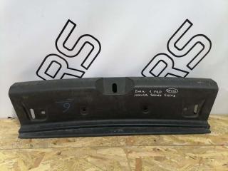 Накладка замка багажника BMW 1-series контрактная Накладка замка багажника BMW 1-series