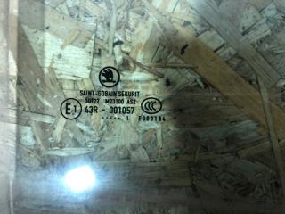 Стекло двери заднее правое Fabia 2