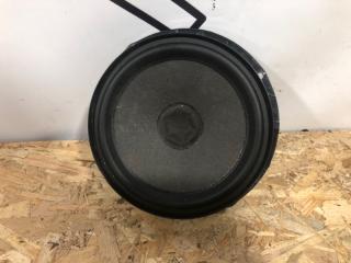 Запчасть динамик передний правый Skoda rapid