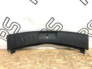 Накладка замка багажника Jaguar E-PACE контрактная Накладка замка багажника Jaguar E-PACE