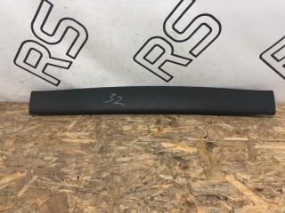 Запчасть обшивка двери багажника Porsche Cayenne