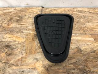 Запчасть накладка двери задняя левая Audi A4