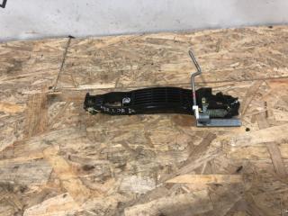 Кронштейн ручки двери задний левый Mazda 6