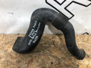 Патрубок воздушного фильтра Skoda Fabia