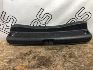 Накладка замка багажника Mercedes-Benz Gla-Class контрактная Накладка замка багажника Mercedes-Benz Gla-Class