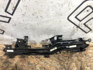 Кронштейн Touareg 2 CRCA