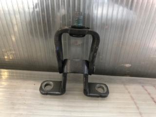 Фото запчасти петля крышки багажника левая Volkswagen Tiguan контрактная запчасть Запчасть петля крышки багажника левая Volkswagen Tiguan