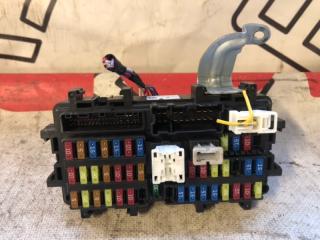 Запчасть блок предохранителей Infiniti Q50