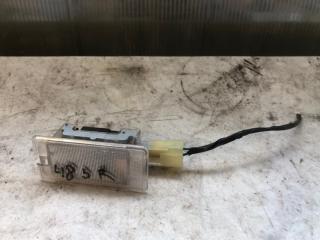 Запчасть плафон подсветки багажника задний правый Hyundai i40