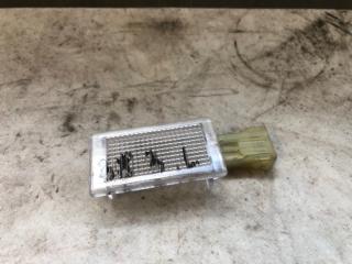 Запчасть плафон подсветки багажника задний левый Kia Soul