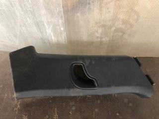 Запчасть обшивка стойки кузова задняя левая Porsche Cayenne