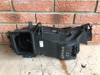 Запчасть корпус воздушного фильтра Infiniti Q50