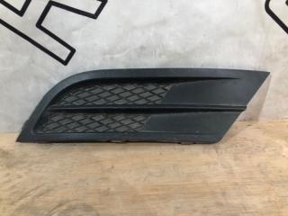 Заглушка бампера передняя правая Volkswagen Jetta