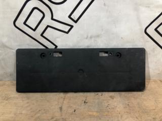 Запчасть площадка номерного знака передняя Toyota Rav4