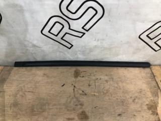 Запчасть молдинг двери задний левый Renault Logan