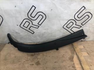 Запчасть жабо правое Лада Гранта