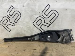 Запчасть жабо левое Renault Logan