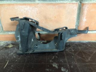 Запчасть кронштейн бампера задний правый Opel Astra