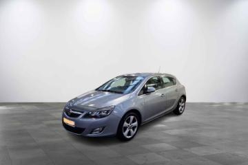 Капот Opel Astra 2012