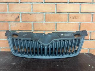 Решетка радиатора Skoda Fabia