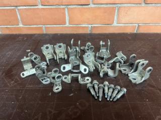 Петля двери Skoda Fabia